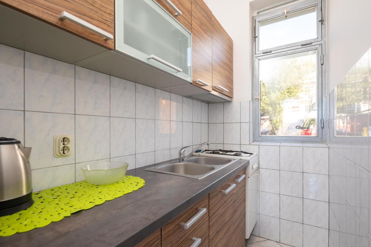 Ferienwohnung Beach House Lemonade Jesenice  Exterior foto
